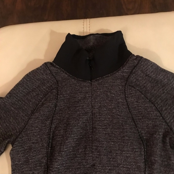EUC! Lululemon black/gray jacket - Picture 2 of 5